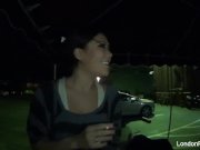 London shows her natural titties 1/16