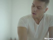 Massage-X - Sex on a folding massage table 4/16