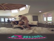 VRHUSH Experienced MILF Julia Ann gets doggystyle at home 16/16