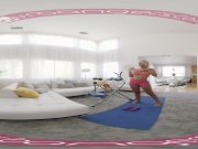 VRBANGERS - BRIDGETTE B SEXY MOM HAVING SEX WITH THE POOL BOY 3/16