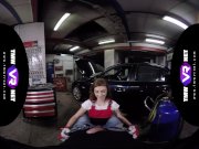 TmwVRnet  - Tera Link - Hot Car Mechanic Offers Extra Sex Services 2/16