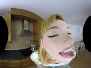 Anny Aurora is a vintage housewife in VR 5/16