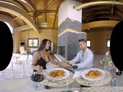 Cristina Miller's romantic dinner 11/16