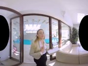 Selvaggia is a real estate agent that will soon be fucked 3/16