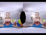 Anny Aurora as an Octoberfest lady in VR 6/16