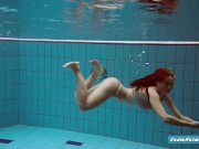 Perfect body teen Lola enjoys the moment 4/16