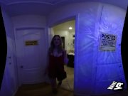 WankzVR - Dahlia's One-Night Stand 4/16