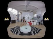 Amanda Estela is caught peeing her pants in virtual reality 15/16