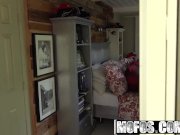 Mofos - Pornstar Vote - Jessa Rhodess Pussy Gets a Package , Jessa Rhodes 1/16