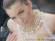 Brazzers - Valentina Nappi gets a big cock in her ass 2/16