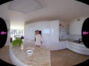 18VRcom Blonde Hottie Casey Nice Serves Her Pussy For Breakfast 2/16