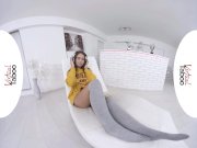 VIRTUAL TABOO - Petite Jenny With Young Hot Body 1/16