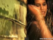 Sexy Indian MILF Loves You 10/16