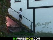 Son-in-law bangs her old pussy outdoors 16/16