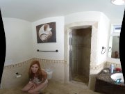 MilfVR - Stepmom's Little Helper ft. Krissy Lynn & Lauren Phillips 9/16