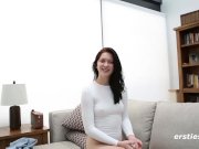 Lulu Rubs Her Clit While Fucking Dildo 6/16