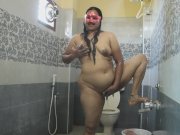 Desi Bhabhi Fingering Her Hairy Pussy While In Shower 14/16