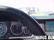 Stranded Teen Foxy Di, get back doored in the backseat - Mofos 4/16