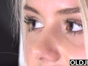 Old man has great sex with his younger girlfriend in the morning 2/16