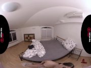 VirtualRealPorn - Izzys first time 15/16