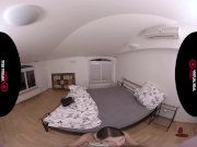 VirtualRealPorn - Izzys first time 9/16