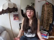 5 Sexy Amateur Babes Taking Turns on the Sybian 3/16