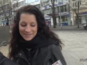 HUNT4K. Money make guy eager to sold his girlfriend's moist cunny 4/16