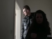 HUNT4K. Money make guy eager to sold his girlfriend's moist cunny 8/16