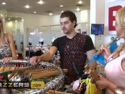 Hot blonde milf Emma Starr gets pounded by younger cock - Brazzers 1/16