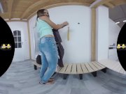 Blonde shows off Pissing skills - Virtual Pee 5/16