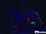 Sexy babe gets her love tunnel drilled 12/16