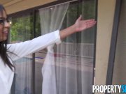 PropertySex - Real estate babe mixing business with pleasure 1/16