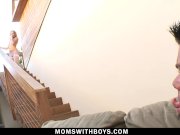 MomsWithBoys Sultry MILF Kelly Leigh Hardcore Fucking 1/16