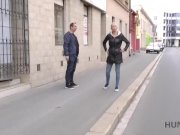 HUNT4K. Blonde stops fighting with BF because stranger gives money 1/16