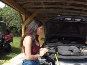 Roadside - Latina wife has sex with her mechanic outside 6/16
