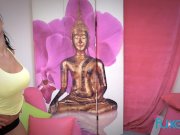 Horny dark haired MILF babe 1/16