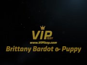 Fitness Turns Into Lesbian Pissing Session 2/16