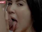 LETSDOEIT - Lady Dee Does An Amazing Blowjob! 13/16