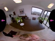 18VRcom Busty Wife Liza Billberry Serves Her Pussy For Dinner 11/16