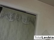 Blonde babe fucks her cute girlfriend 16/16