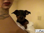 Elsa shows off her hotel room and her pussy 12/16