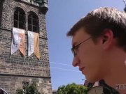 HUNT4K. Il giovane cornuto osserva come il suo bel GF guadagna 3/16