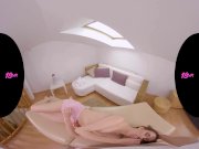 18VR Making Teen Jessika Bloom Happy With Massage And Deep Fuck 3/16