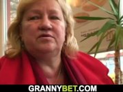 Smart guy picks up huge grandma in the cafe 5/16