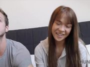 HUNT4K. Babe hat Sex für Geld um eine Nacht im Hotelzimmer zu bezahlen 3/16