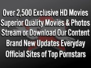 Pornstar Joslyn James pours hot wax all over her body 16/16