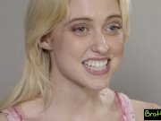 Teen Sisters Give Step Daddy Ultimate Father's Day Threesome 3/16