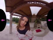 18VR Busty Teen Alyssia Kent Will Drain Your Balls For Spying On Her 3/16