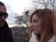 HUNT4K. Jenifer Red spreizt ihre Beine und wird gegen Geld verschraubt 2/16