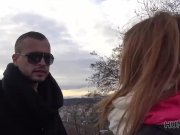 HUNT4K. Jenifer Red spreizt ihre Beine und wird gegen Geld verschraubt 3/16